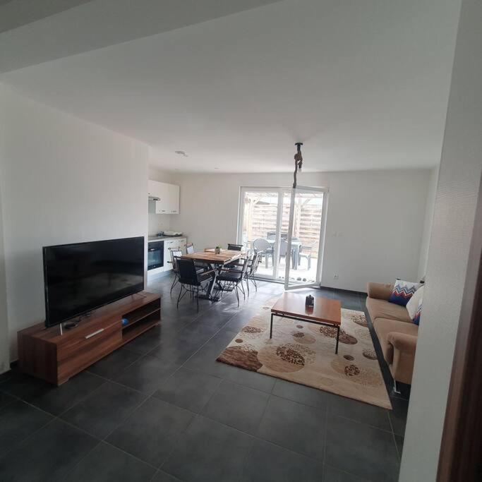 Bel Appartement Rez De Jardin Horbourg Exterior foto